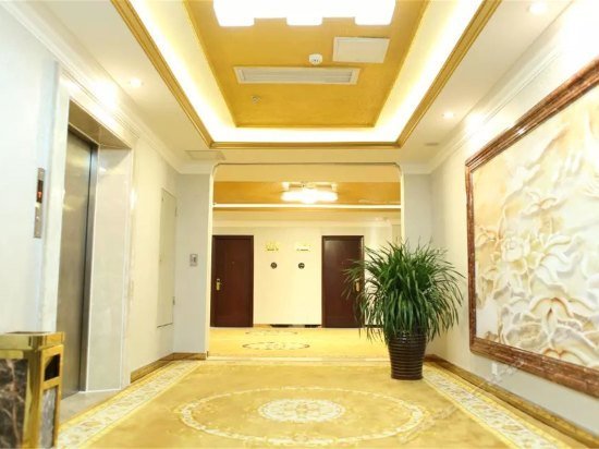 Karen Hotel