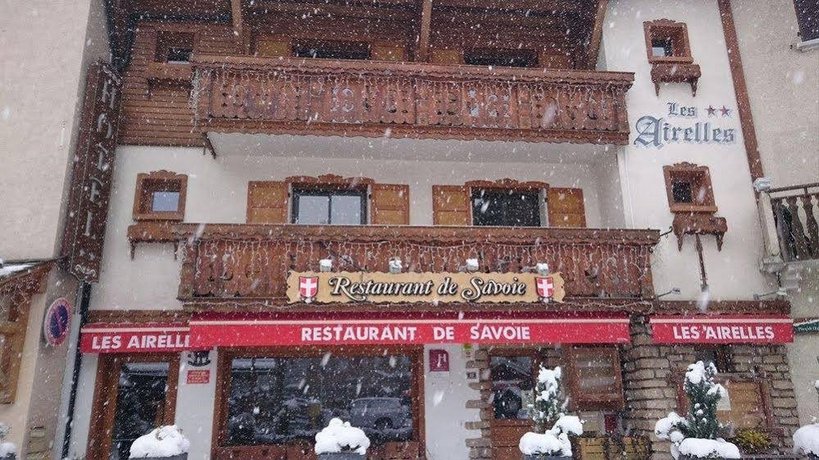 Logis Les Airelles Restaurant Le Savoie