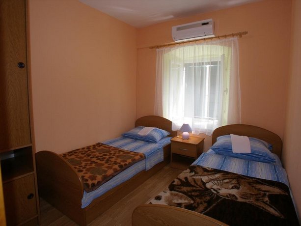 Malin Guesthouse