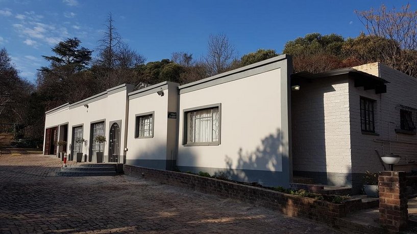 Whispering Pines Country Estate