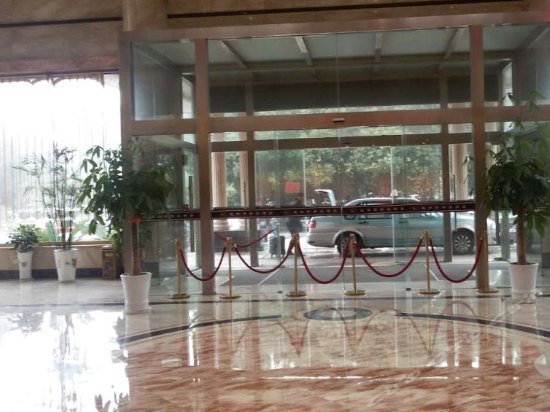 Vienna Hotel Binhu