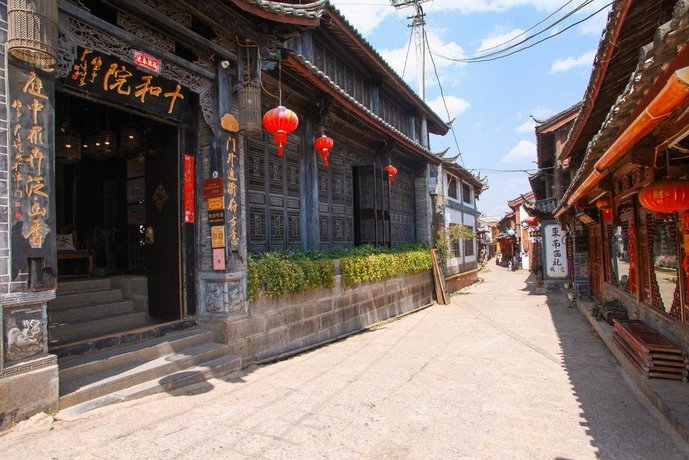 Lijiang Ten Courtyard Inn