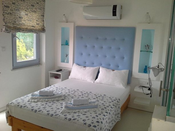 Aspasia House