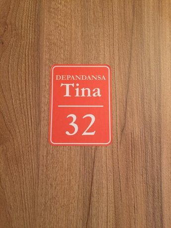 Apartmaji in sobe Tina
