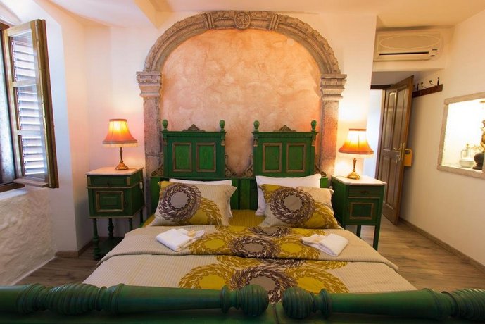 Palazzo Drusko Deluxe Rooms