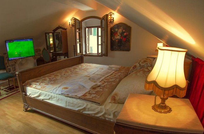 Palazzo Drusko Deluxe Rooms