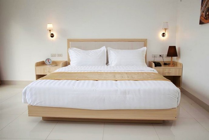One Elnido Suite