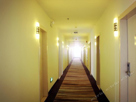 Wenxing Hotel Guangzhou Tianpingjia Metro Station
