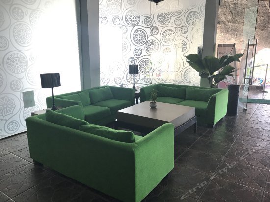 Pohon Inn