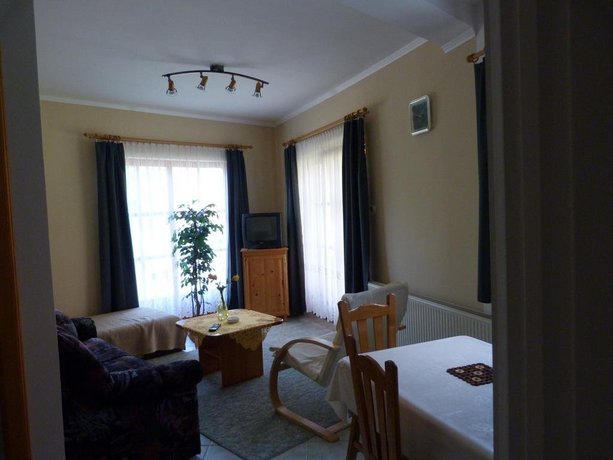 Marika Apartmanhaz