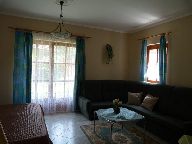 Marika Apartmanhaz