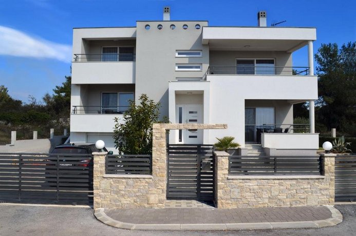 Apartments Miocic