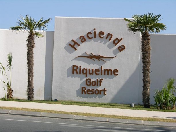Hacienda Golf Resort - 8408
