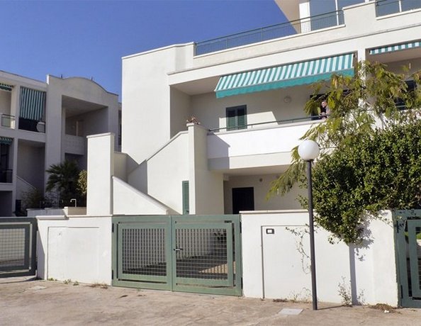 Baia Verde Apartments