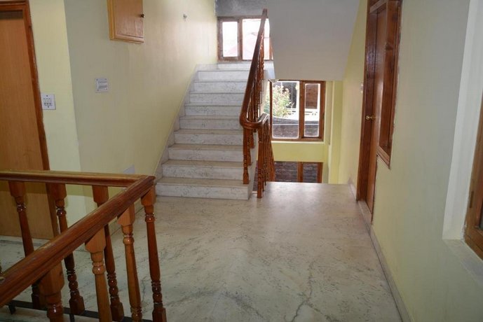 Abode Home Cool & Homely Place To Stay