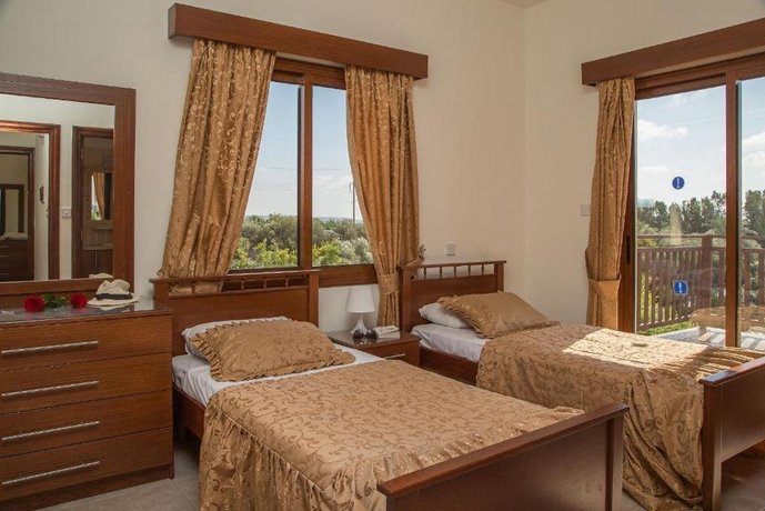 Coral Bay Sunlove Villa
