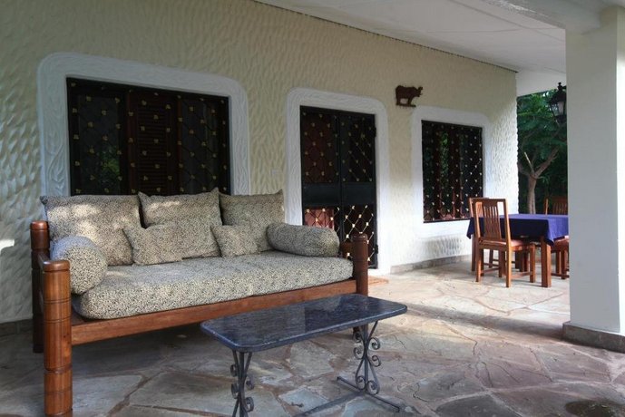 Diani Cottages