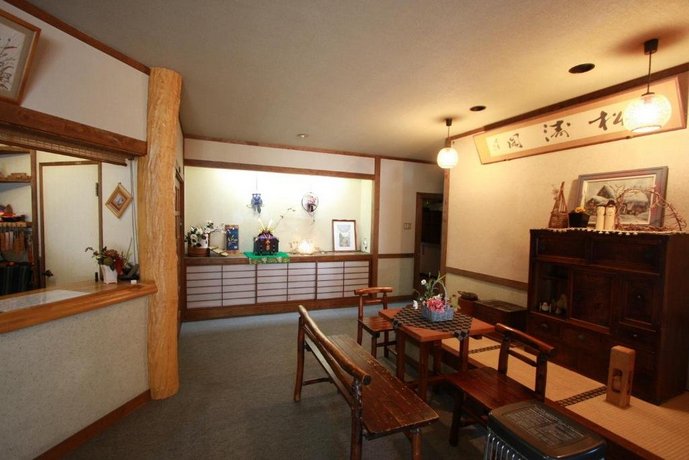 Nozawa Onsen Azegamikan