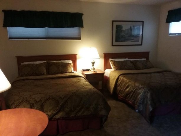 Cedar Lodge Dunsmuir