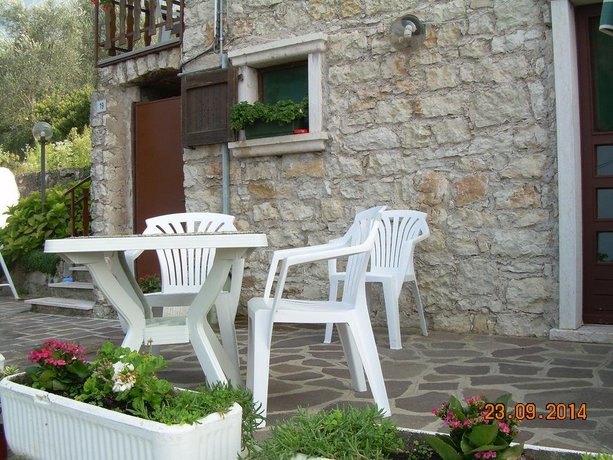 Casa Mary Brenzone