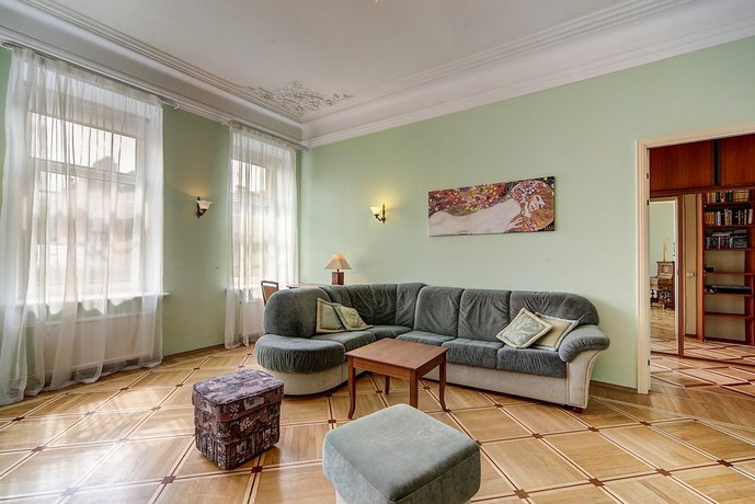 Na Sovetskoy 12 Apartments