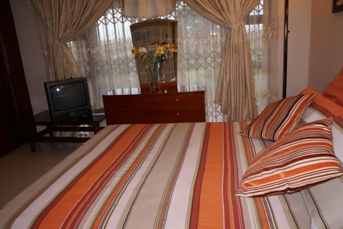 Ekhayalodge Bed & Breakfast