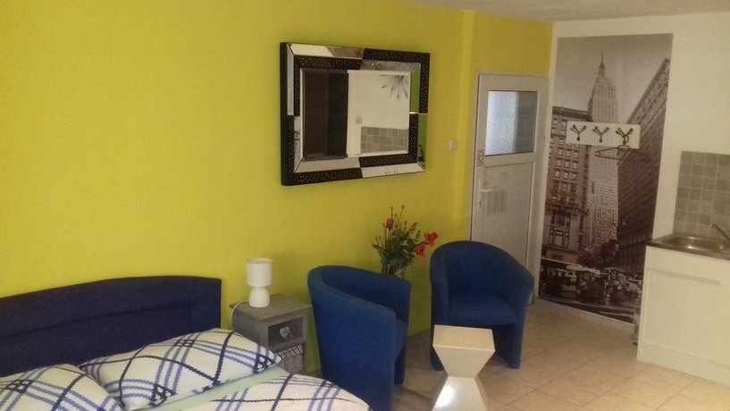 Studio and Rooms Korzo