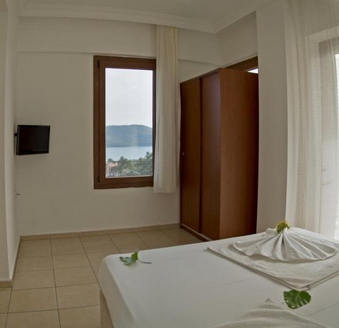Portofino Apartments