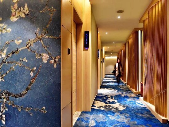 Ranz Hotel Shenzhen University