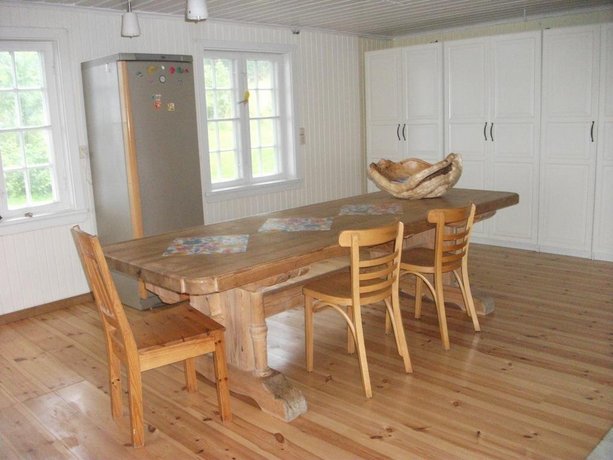 Flathus Gård