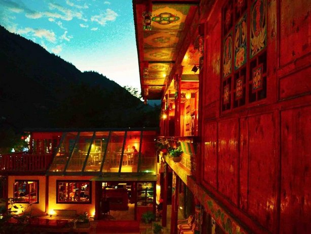 Jiuzhaigou Tibetan Barley Yododo Inn