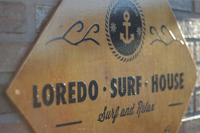 Loredo Surf House