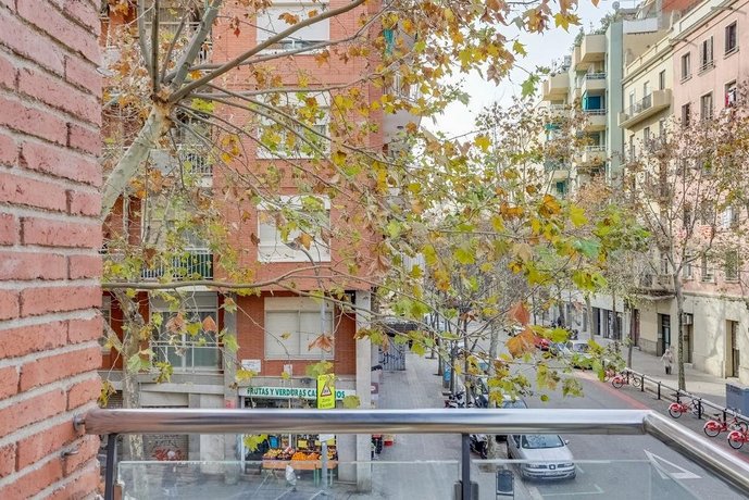 Sweet Inn - Sagrada Familia Design