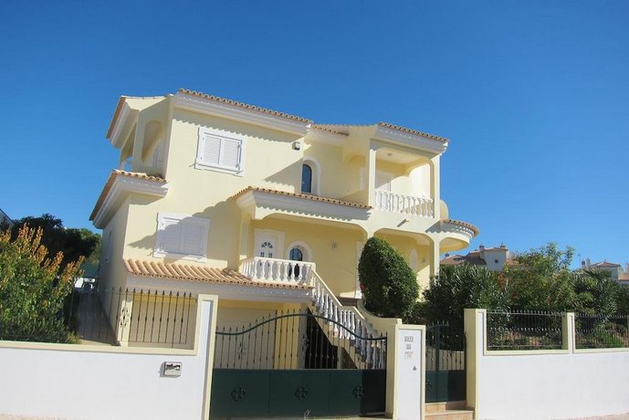 Villa Brady