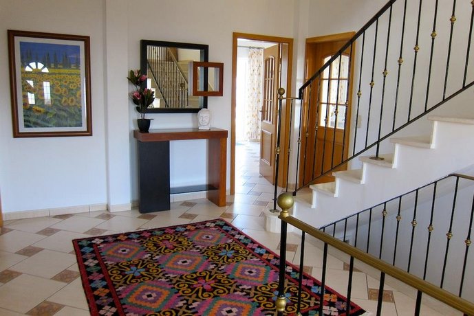 Villa Brady