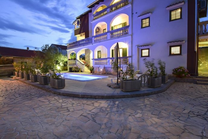 Apartments Jonjic
