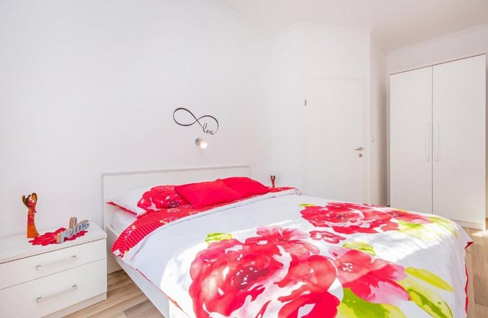 Apartment Marinero
