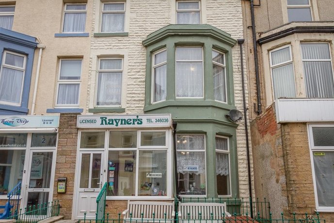 Rayners Hotel