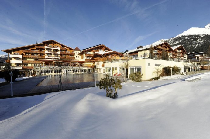Alpenpark Resort Superior  Austria thumbnail