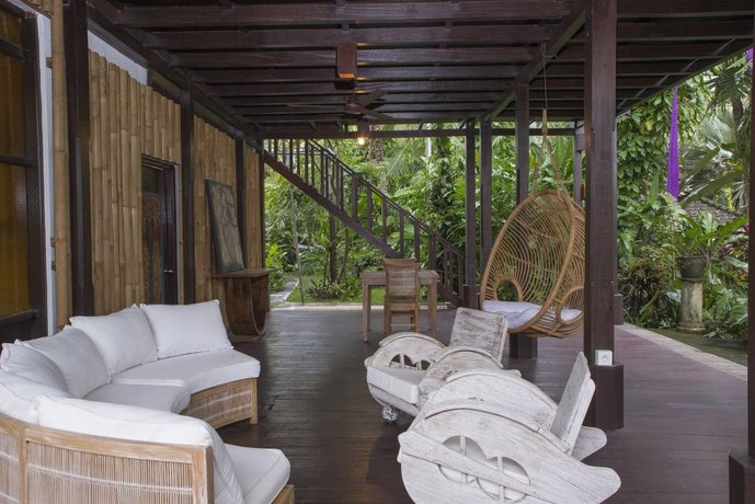 Citrus Tree Villas - Jean Francois