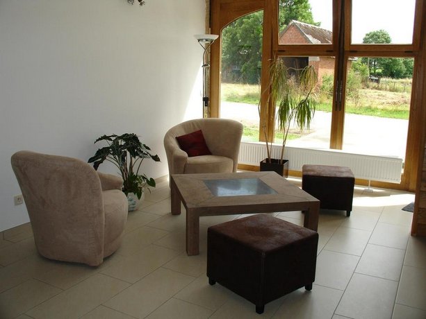 Les Mezzanines