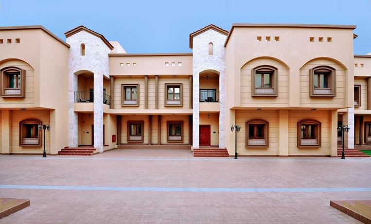 Auris Al Fanar Villas & Private Pools - Alshatieaa