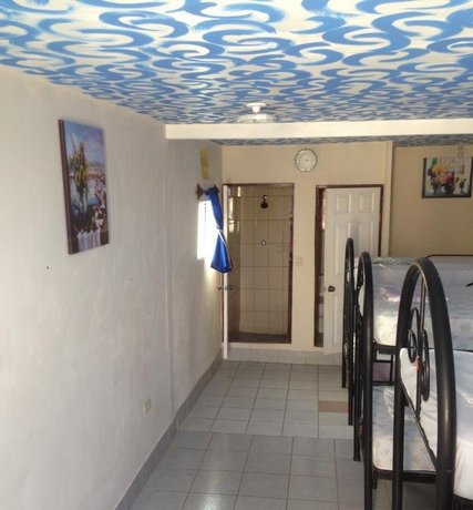 Hostal Brisas y Olas