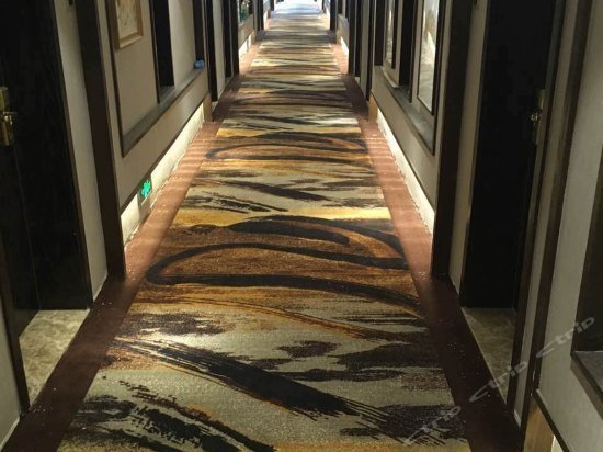 Starway Hotel Taiyuan Nanneihuan Qinglong