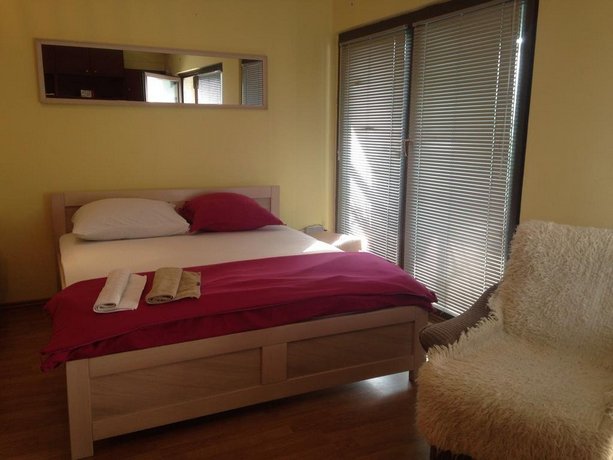 Hostel Lega House