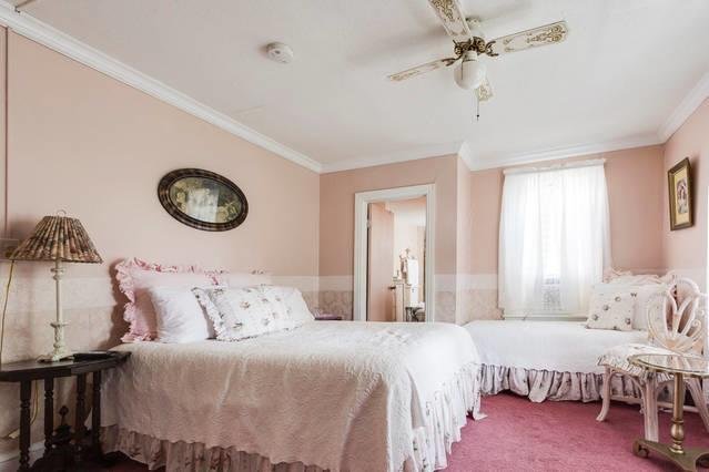 Walden Inn and Suites