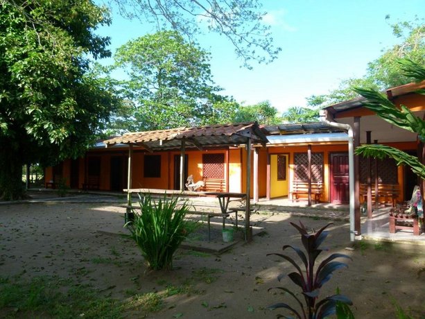 Aracari Garden Hostel