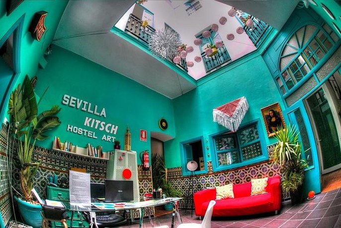 Sevilla Kitsch Hostel Art