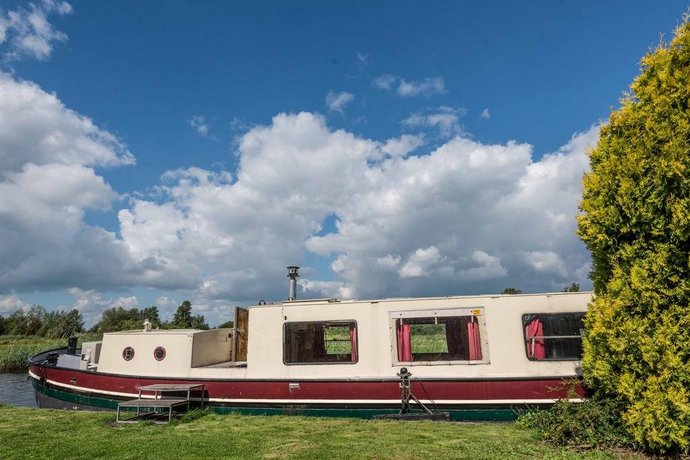 Houseboat Vinkeveen