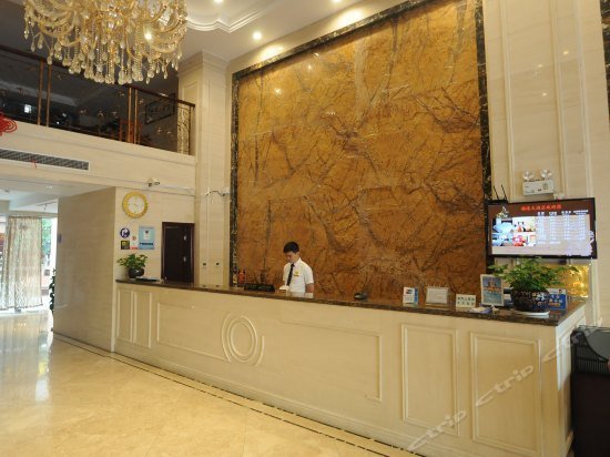 Super 8 Select Hotel